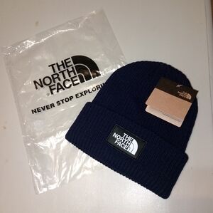 BNWT THE NORTH FACE BEANIE